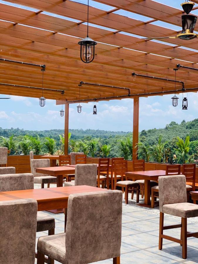 Beeza Clubhouse Hotell Kottayam Exteriör bild