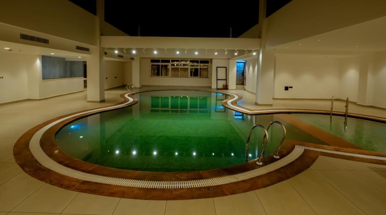 Beeza Clubhouse Hotell Kottayam Exteriör bild