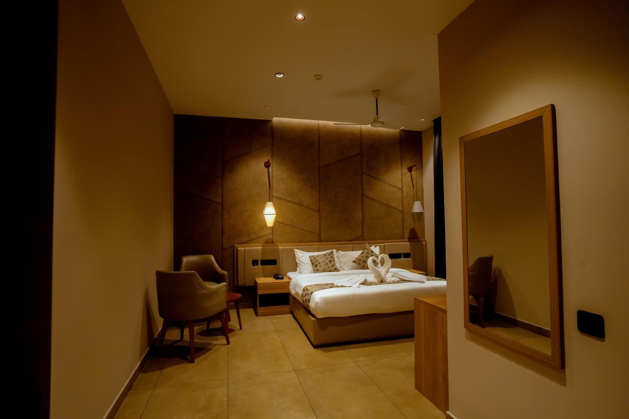 Beeza Clubhouse Hotell Kottayam Exteriör bild